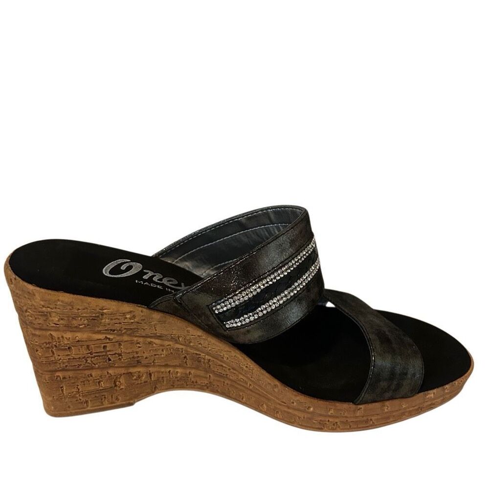 ONEX MADE IN ITALY SIZE 8.5 WOMEN'S BLACK OPEN-TOE SLIPON 3.5" WEDGE SANDALS 39
